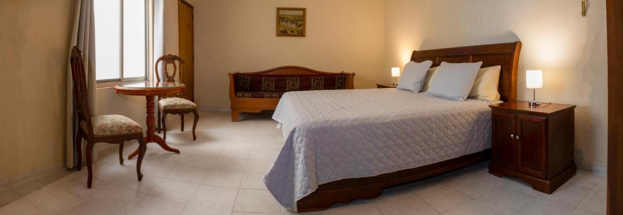 Hotel Gran Domo Leon Bagian luar foto